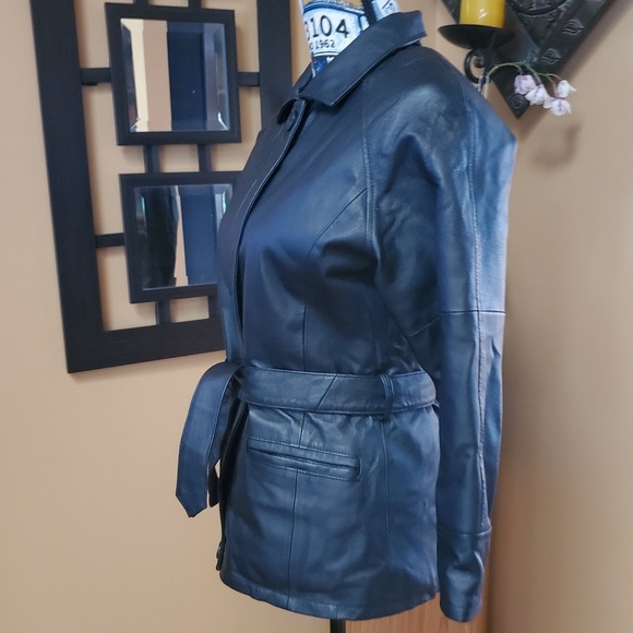 KC COLLECTIONS BLACK LEATHER JACKET WITH BELT! - Picture 5 of 8